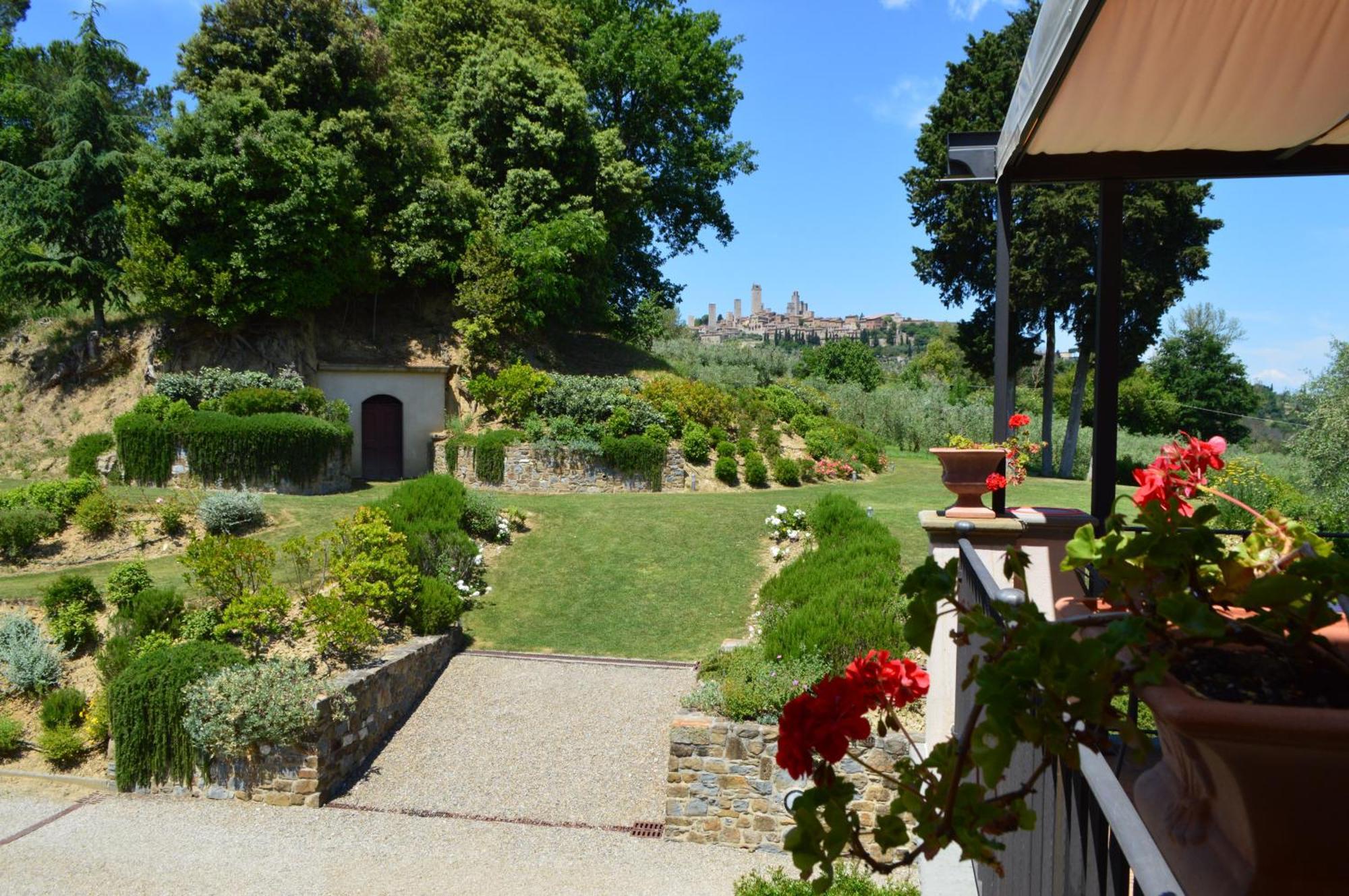 Tenuta Guardastelle - Agriturismo And Vineyard San Gimignano Exterior foto